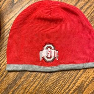 Colosseum Ohio state beanie hat